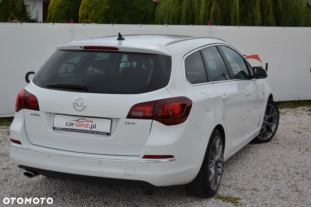 Opel Astra 2.0 CDTI DPF SportsTourer Edition - 13