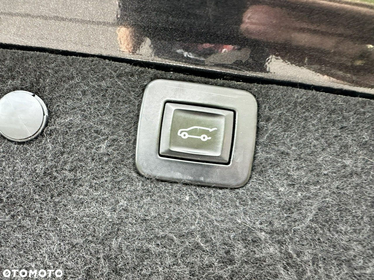 Opel Insignia - 26