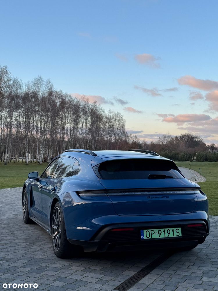Porsche Taycan GTS - 21