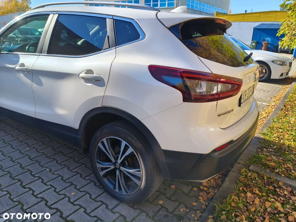 Nissan Qashqai 1.3 DIG-T N-CONNECTA - 6