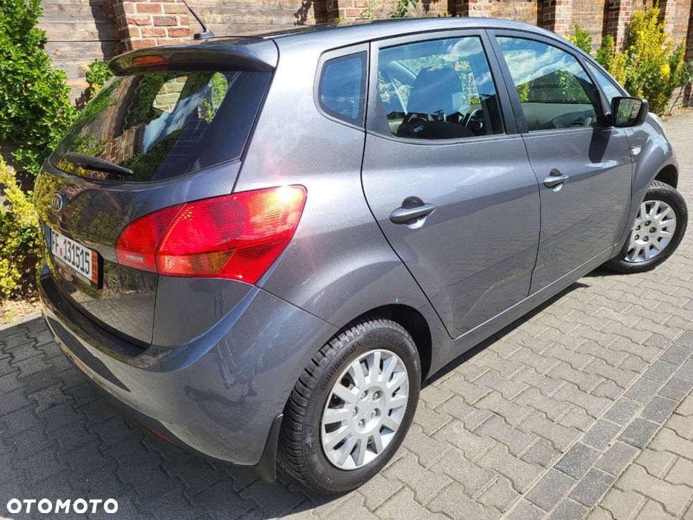 Kia Venga - 5