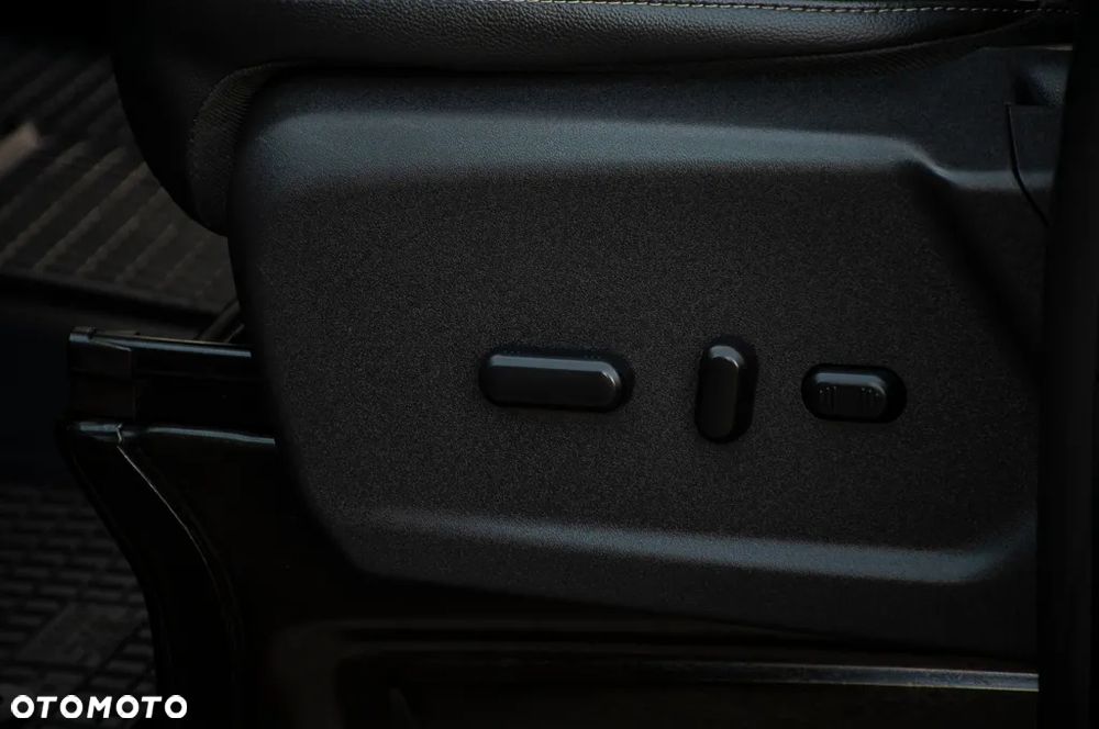 Ford Tourneo Custom 310 L1H1 VA Autm Titanium Business Edition - 19