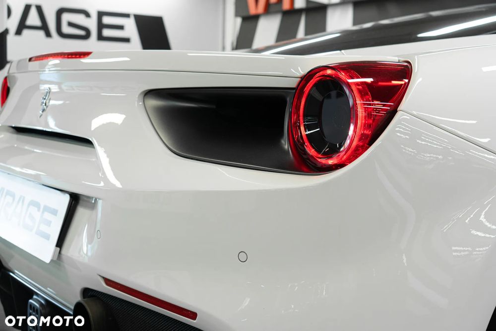 Ferrari 488 - 20