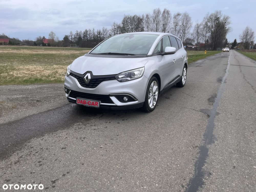 Renault Grand Scenic - 1