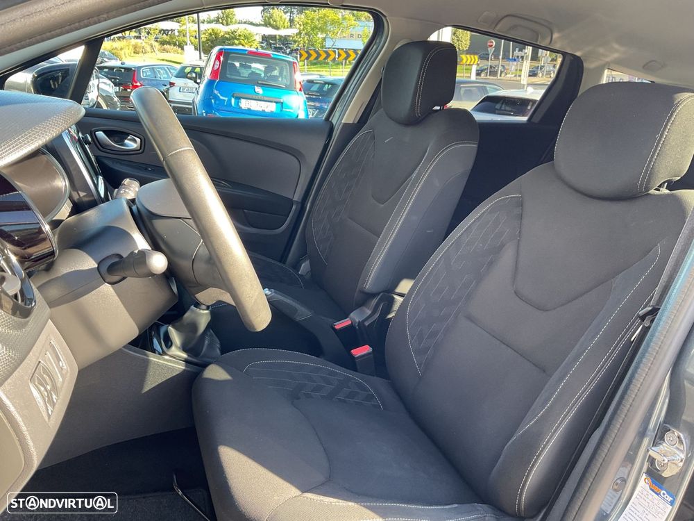 Renault Clio Sport Tourer 1.5 dCi Limited - 20