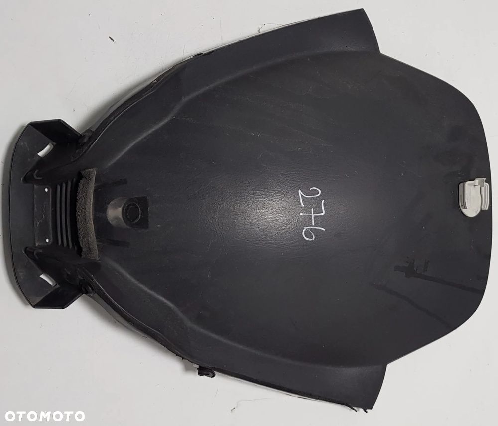 Suzuki Burgman 400 Podszybie plastik - 1