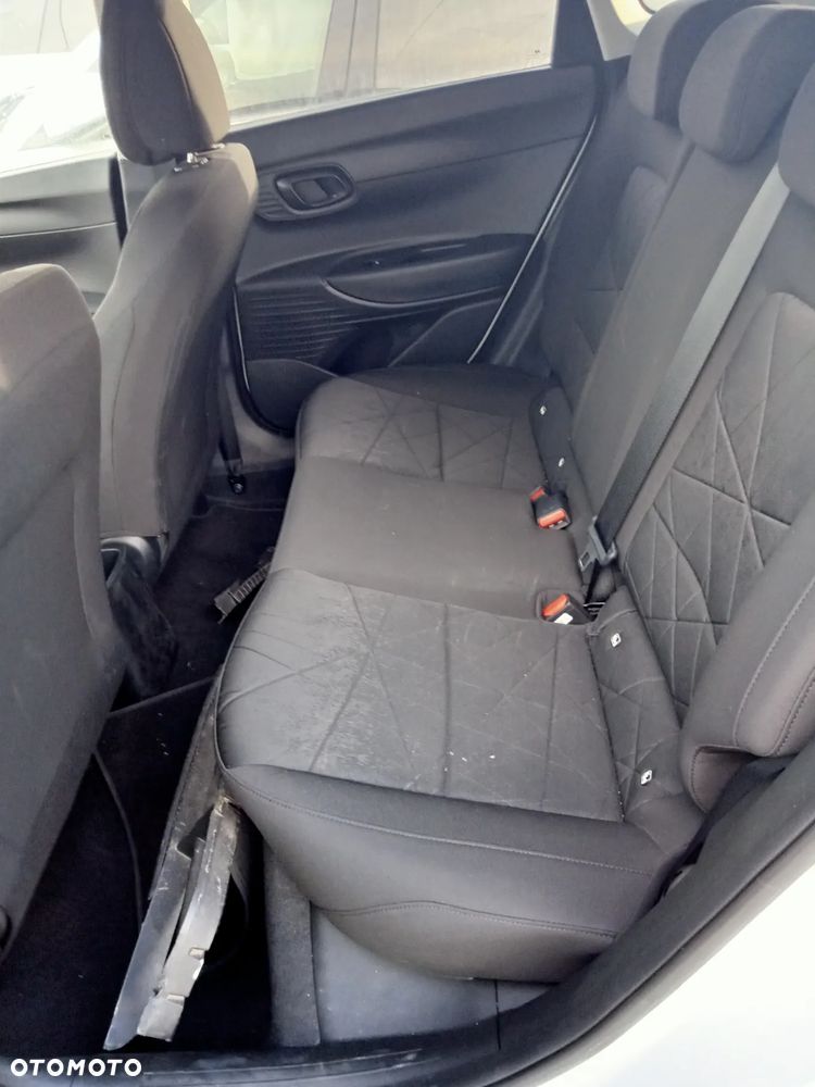 Hyundai Bayon 1.2 Select - 16