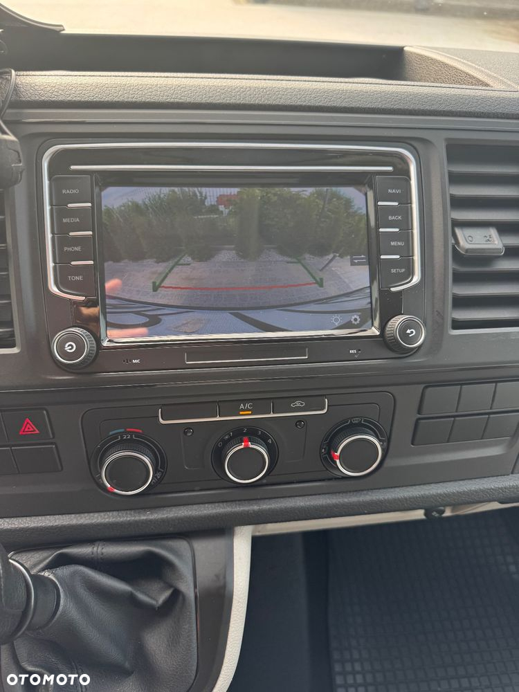 Volkswagen Transporter - 14