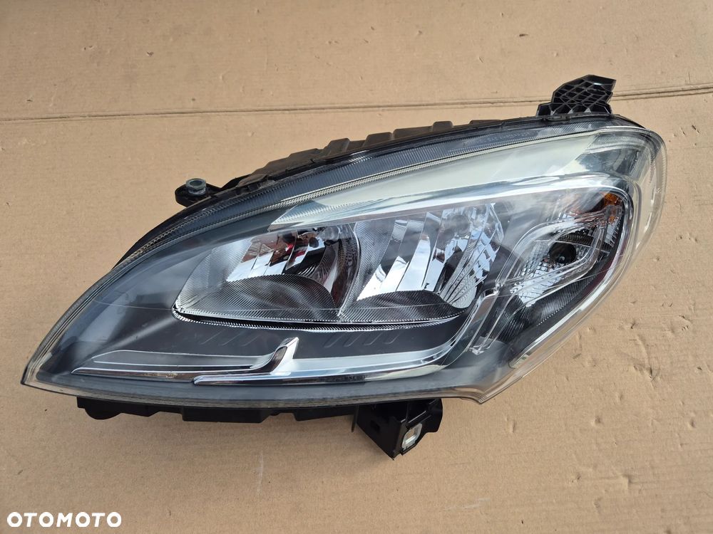 Fiat Doblo lampa lewa.2015-2022 .Jasna.DEPO.EU - 1