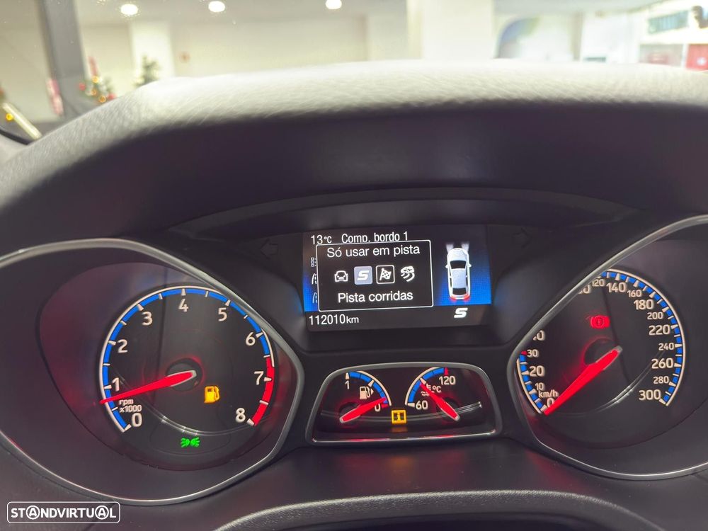 Ford Focus 2.3 EcoBoost RS Pack Performance - 39