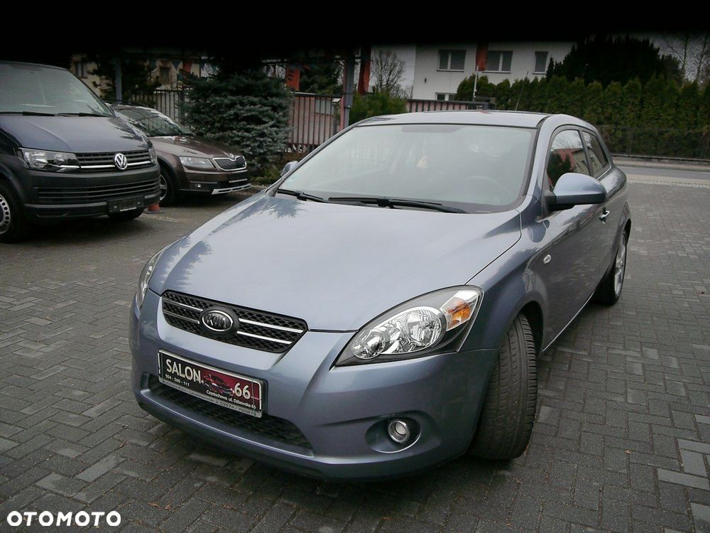 Kia ProCeed - 8
