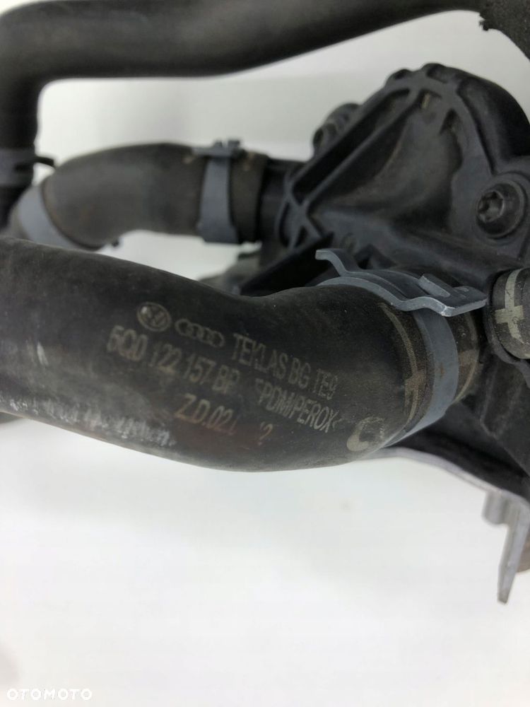 VW AUDI SKODA POMPA WODY PRZEWODY WODY 04E121042 5Q0122073 - 9