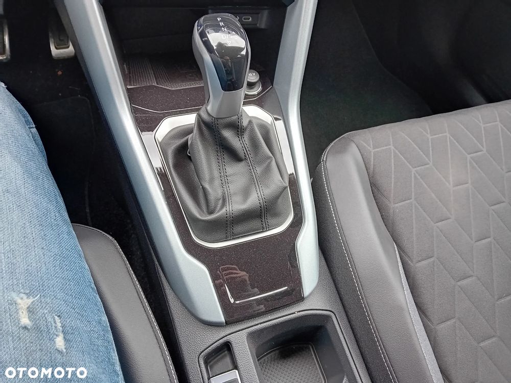 Volkswagen T-Roc 2.0 TDI SCR DSG GOAL - 26