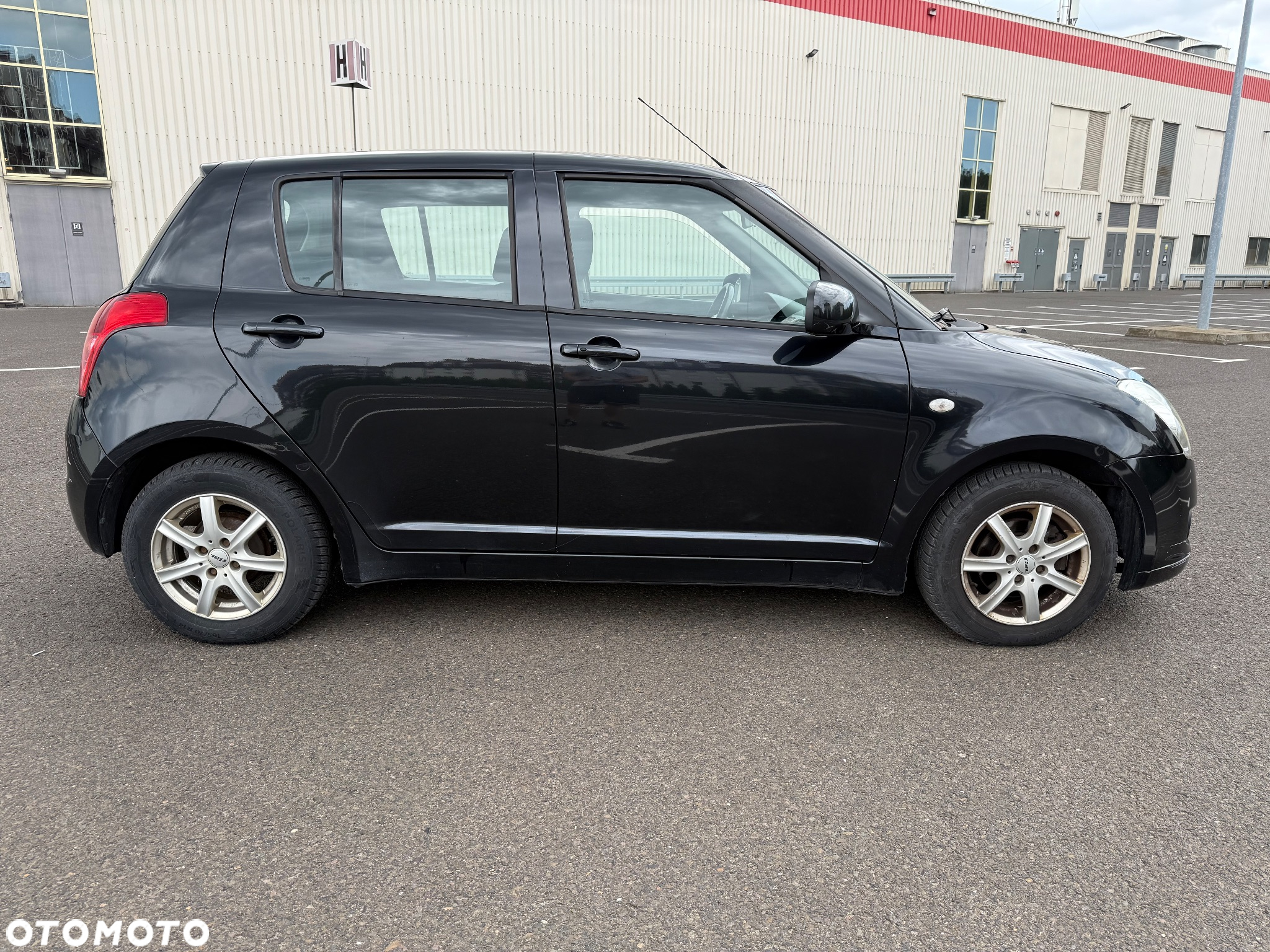 Suzuki Swift 1.3 DDiS 16v GLX DPF - 16