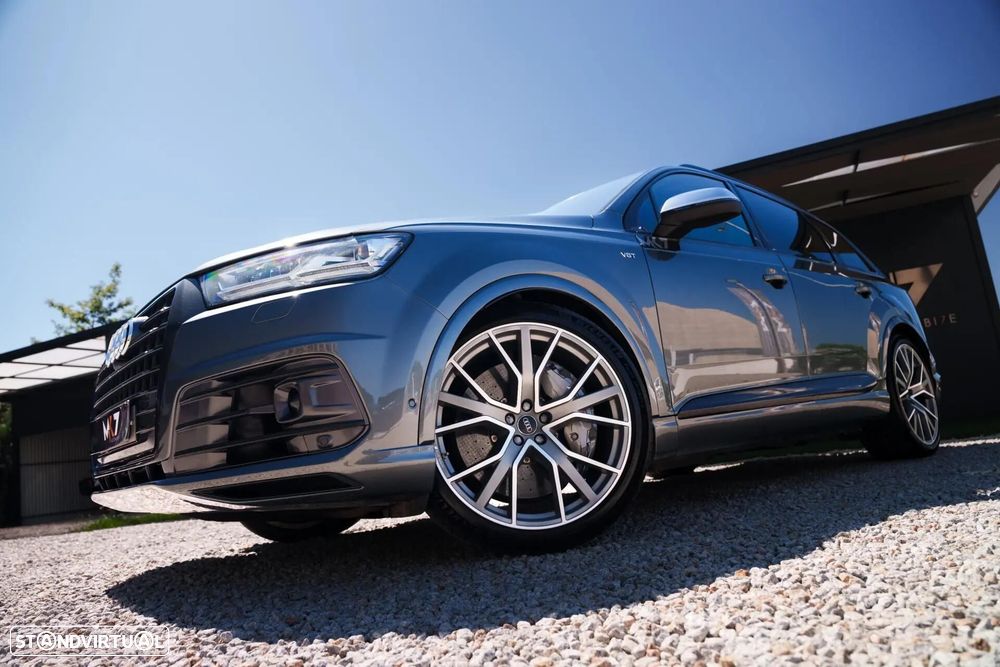 Audi SQ7 4.0 TDI V8 quattro Tiptronic 7L — fotografia 51