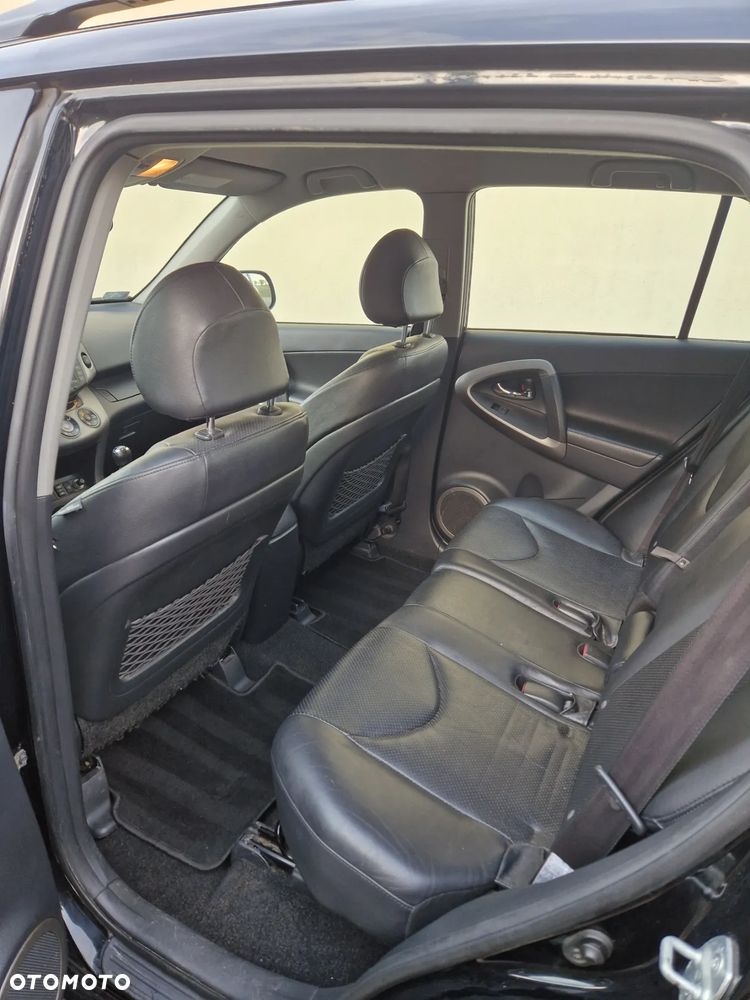 Toyota RAV4 2.2 D-4D Prestige - 7