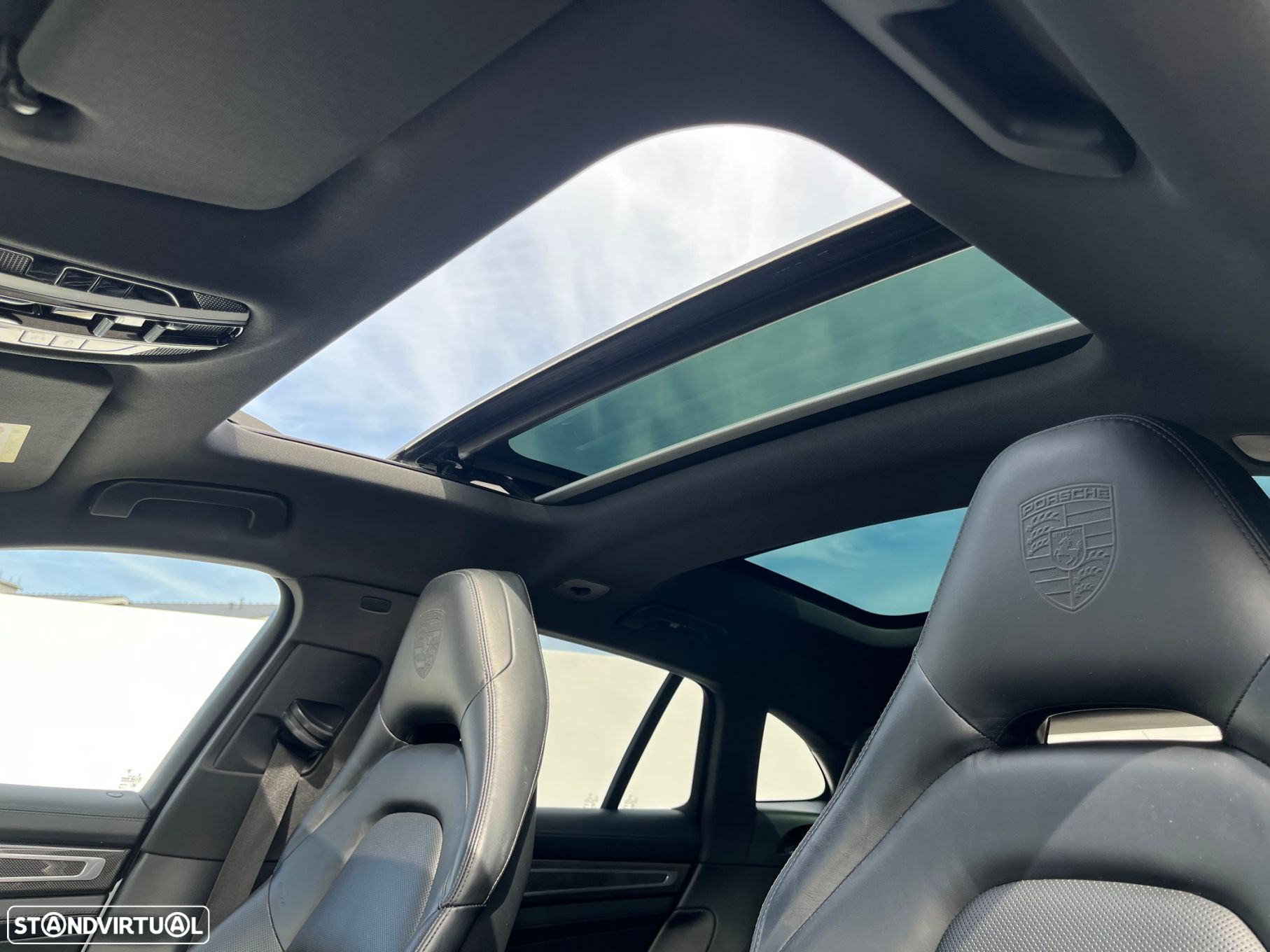 Porsche Panamera Sport Turismo 4 E-Hybrid - 18