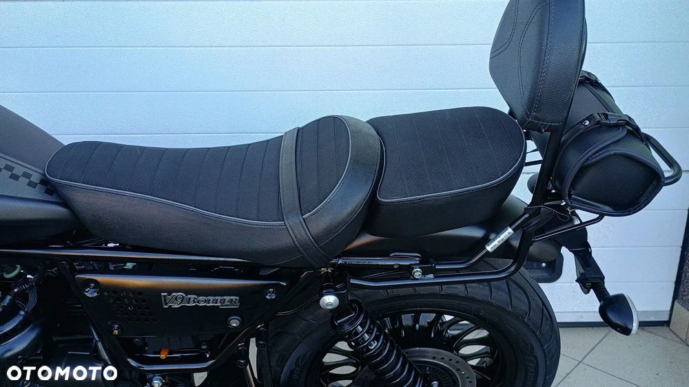 Moto Guzzi V9 - 17