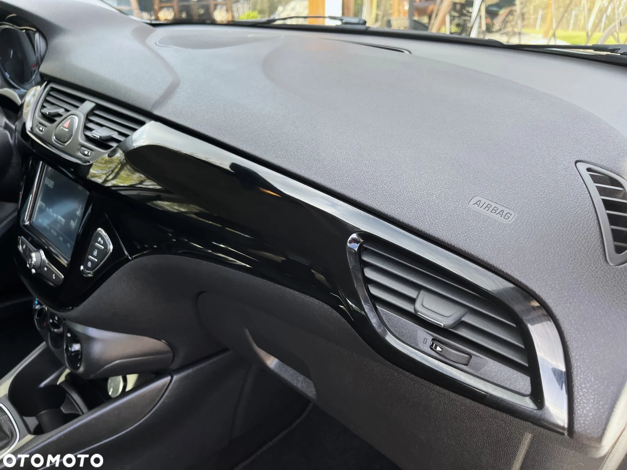 Opel Corsa 1.4 Color Edition - 34