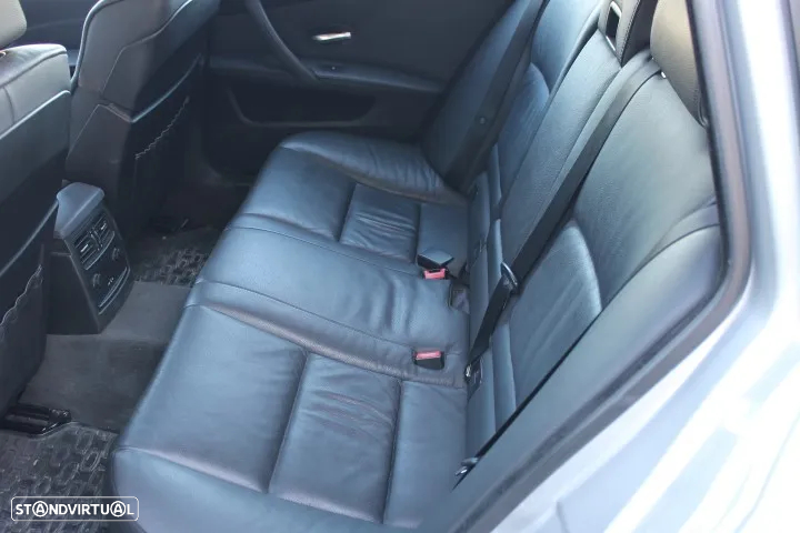 BMW 530 d xDrive Touring Aut. Edition Exclusive - 10