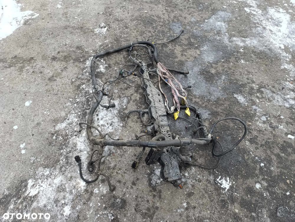 WIĄZKA INSTALACJA SILNIKA MAN TGX TGA 440 EURO 4 - 4