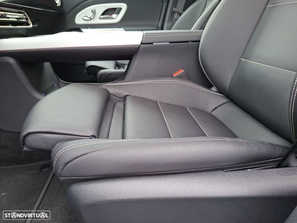Mercedes-Benz GLB 250+ - 15