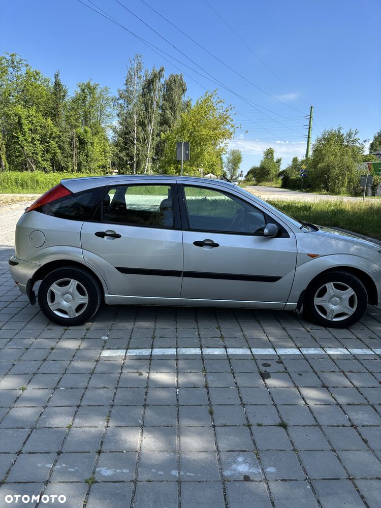 Ford Focus - 7