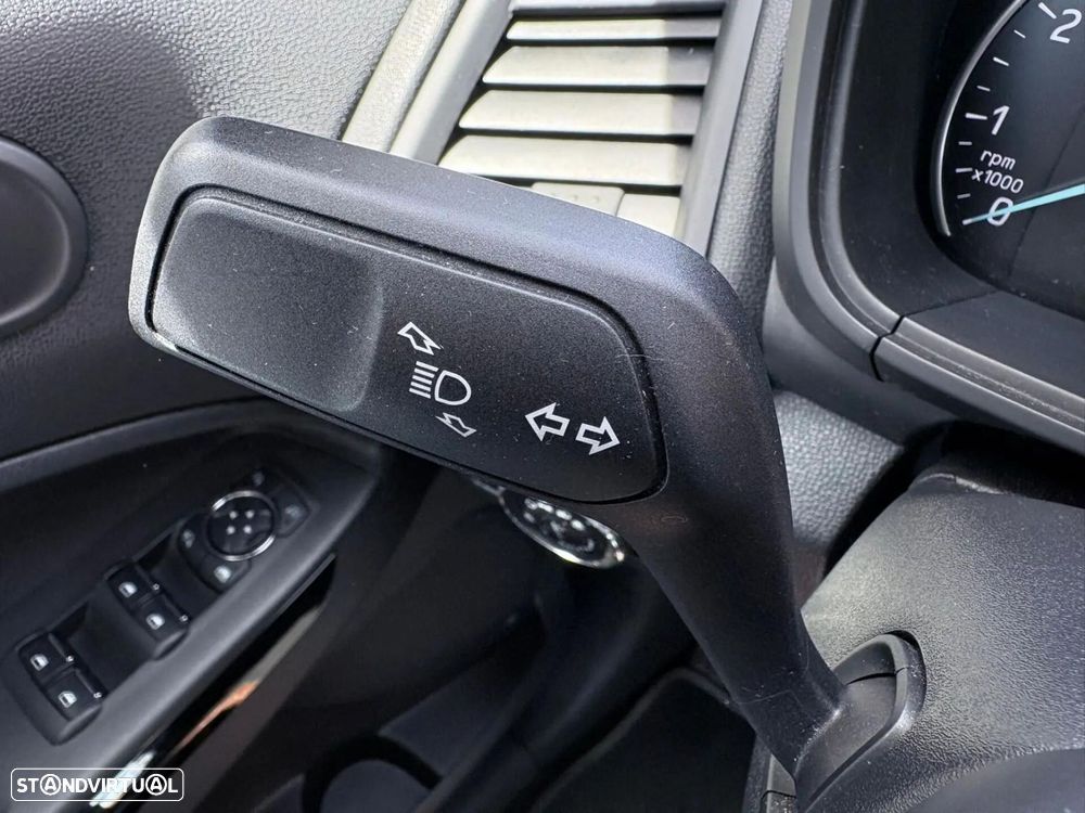 Ford EcoSport 1.0 EcoBoost Titanium Plus - 40