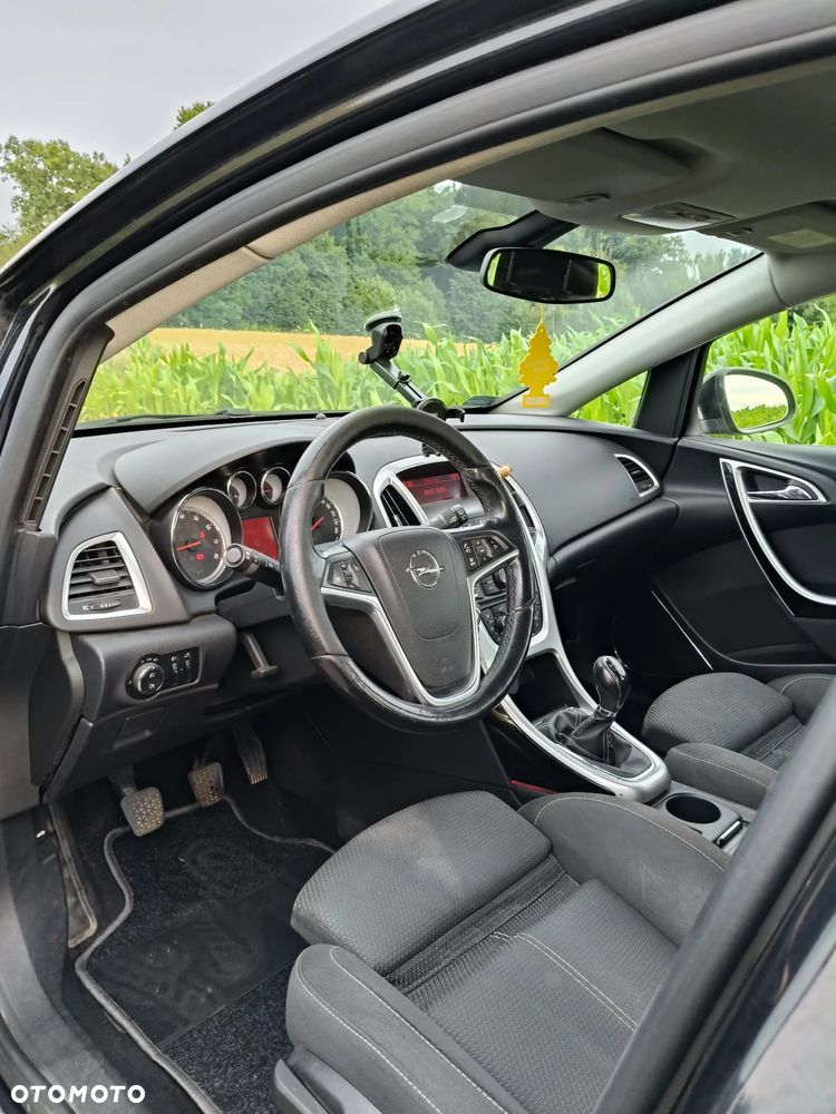 Opel Astra 1.4 Turbo - 13