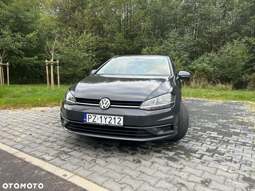 Volkswagen Golf - 3