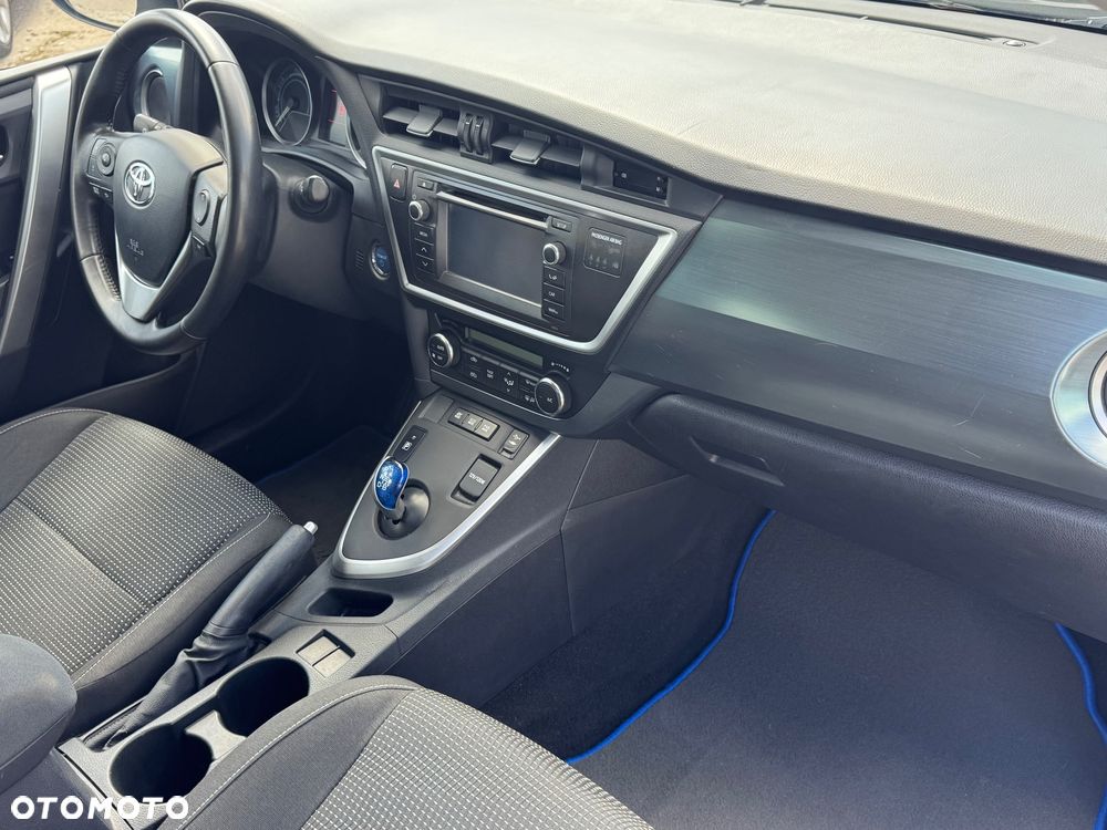 Toyota Auris - 15