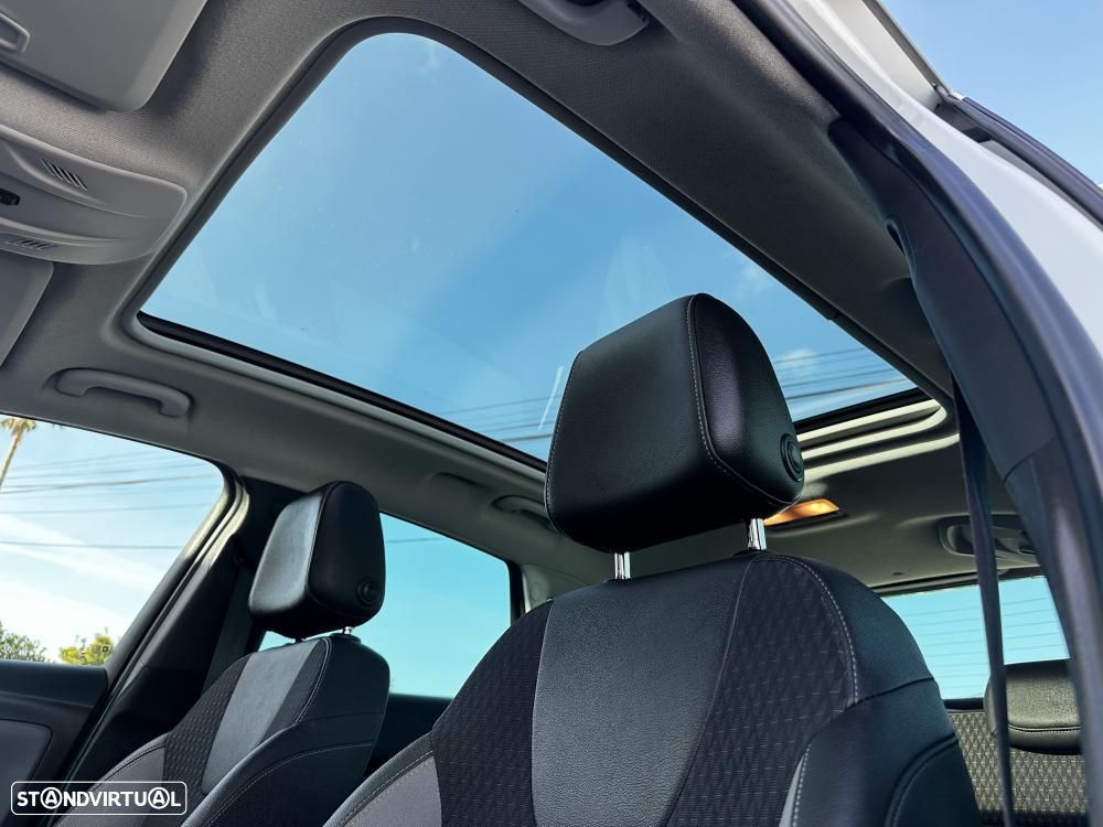 Opel Crossland X 1.6 CDTi Innovation - 19