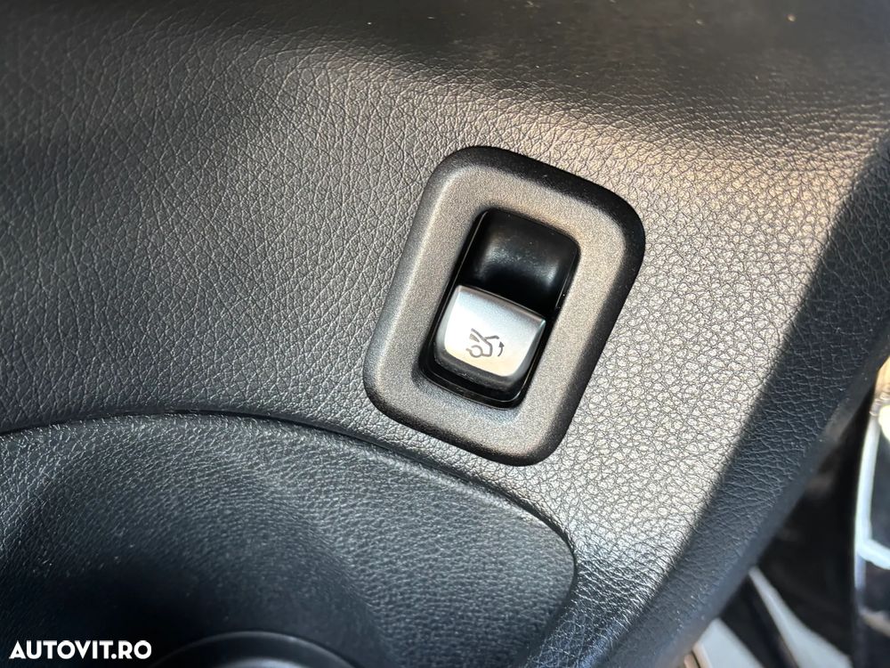 Mercedes-Benz C 180 d T 9G-TRONIC AMG Line - 22