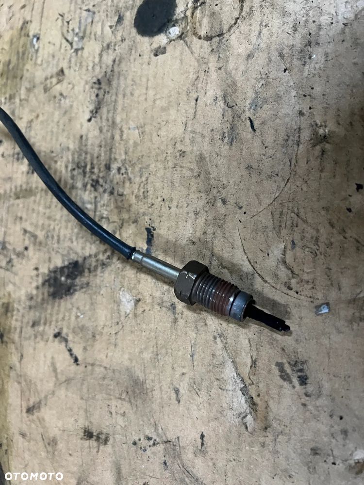 Czujnik temperatury spalin sonda Audi A4 B8 Lift 2.0 TDI 03L906088BE - 2