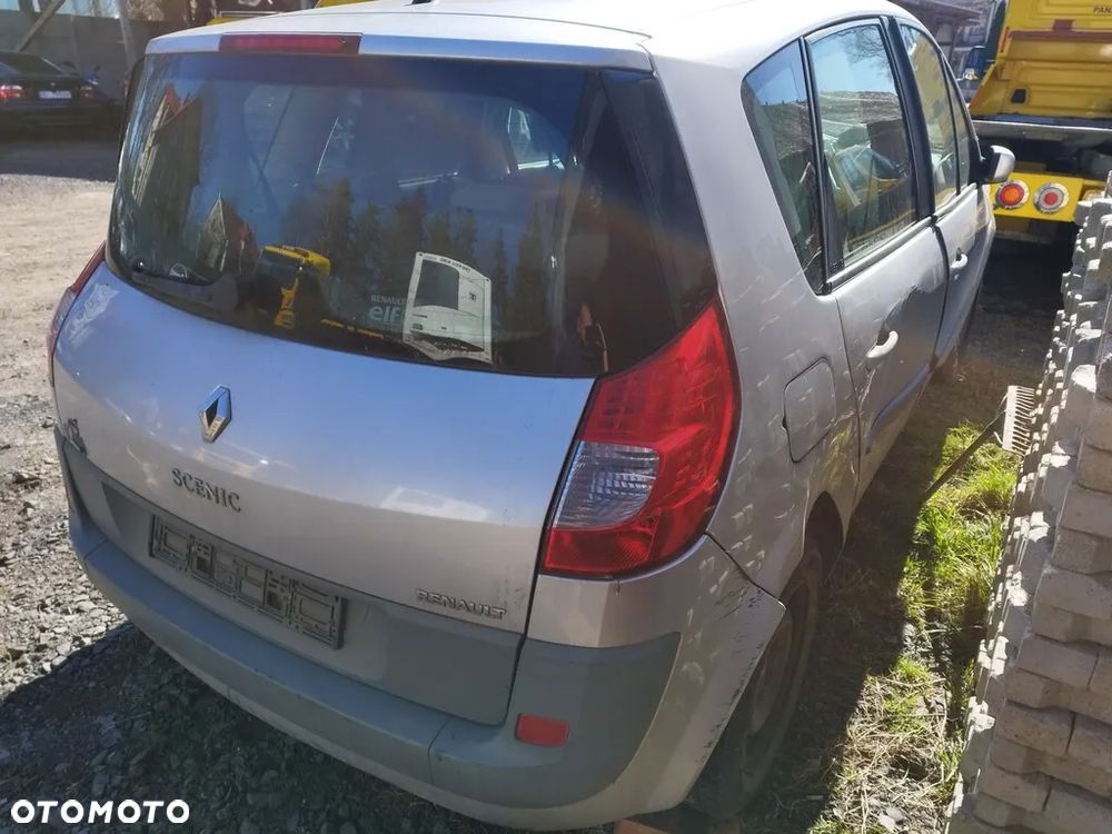 Renault Scenic - 5
