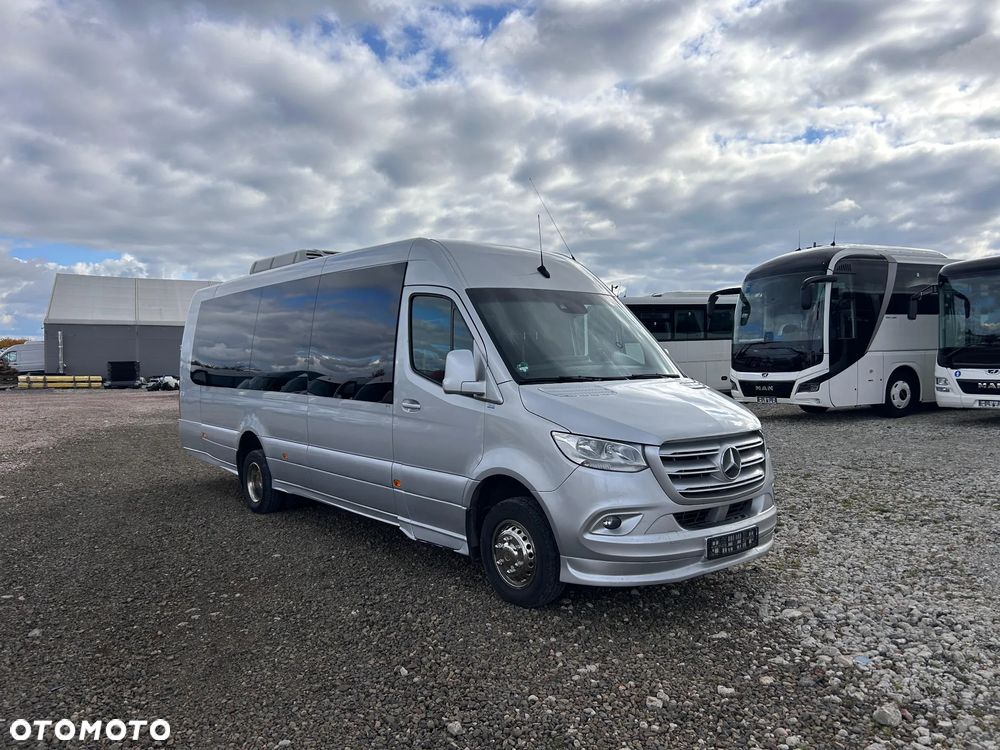 Mercedes-Benz Sprinter 519