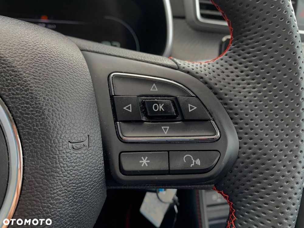 MG ZS 1.5 VTi-Tech Exclusive - 24