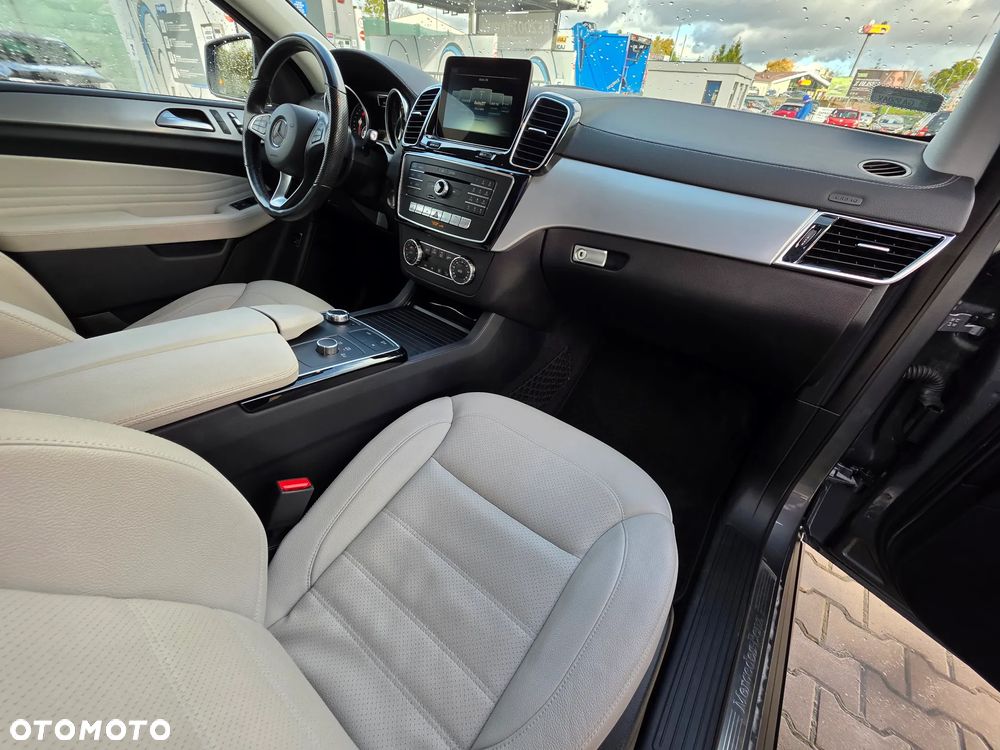 Mercedes-Benz GLE Coupe 350 d 4-Matic - 11