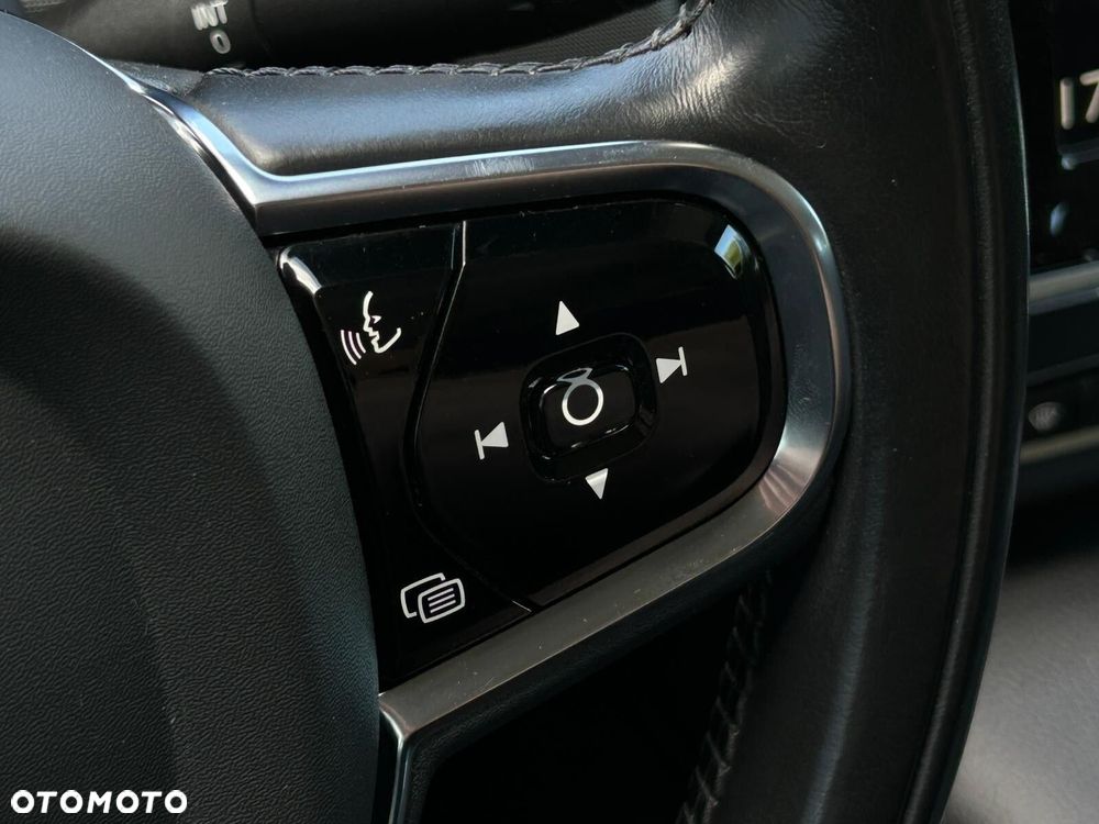 Volvo S90 D4 Momentum - 22