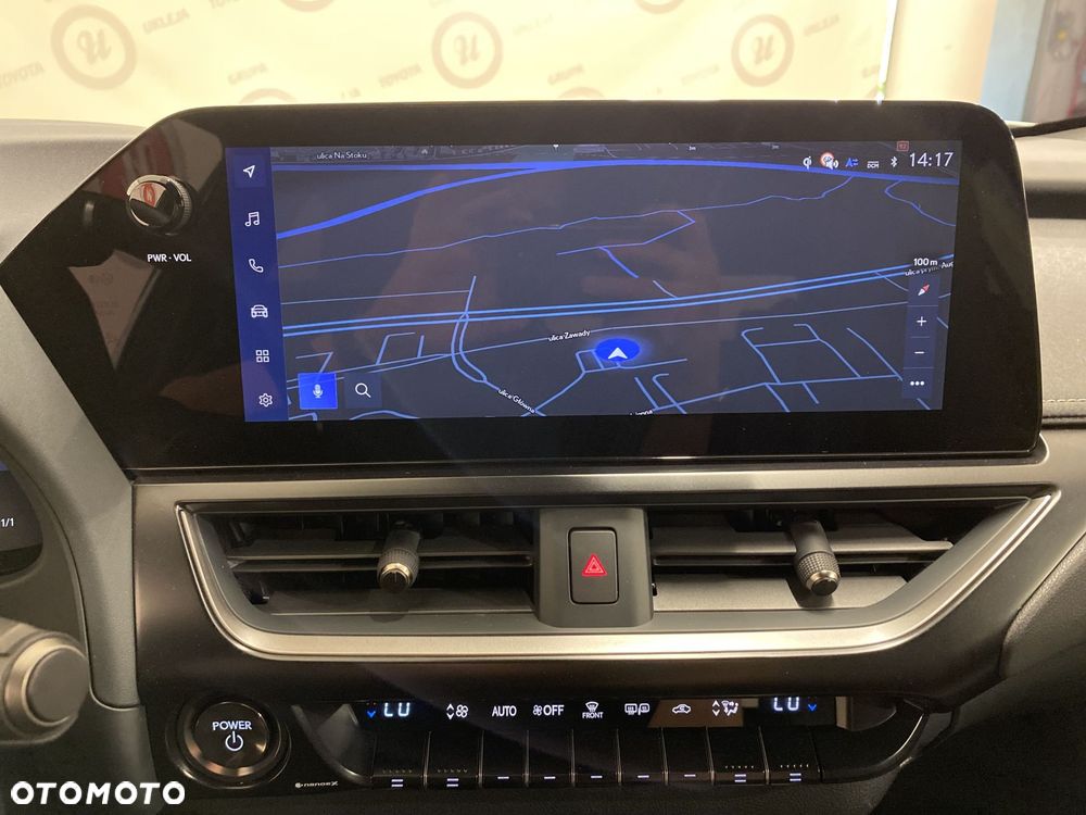 Lexus UX 300h F Sport Design - 12