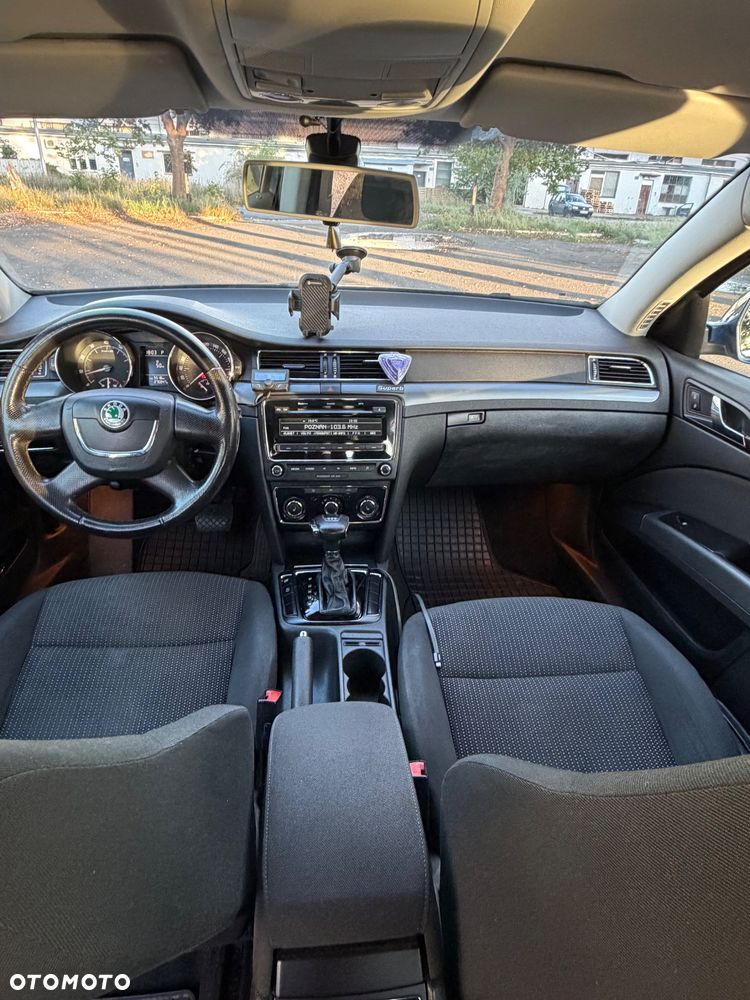 Skoda Superb 1.8 TSI Active DSG - 11