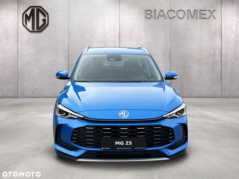MG ZS Hybrid+ - 8