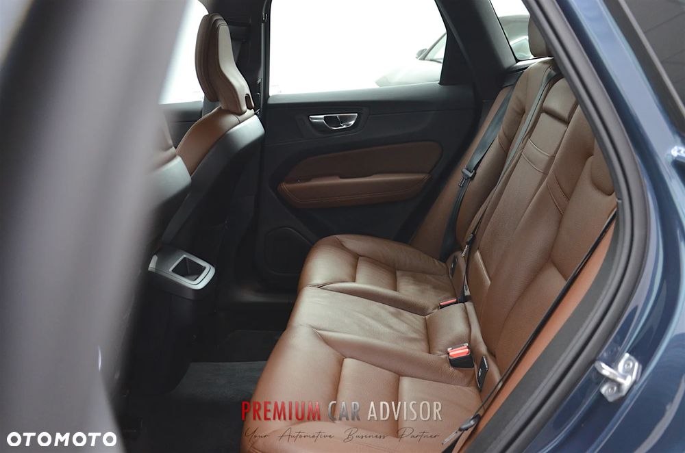 Volvo XC 60 B4 B Geartronic Momentum Pro - 16