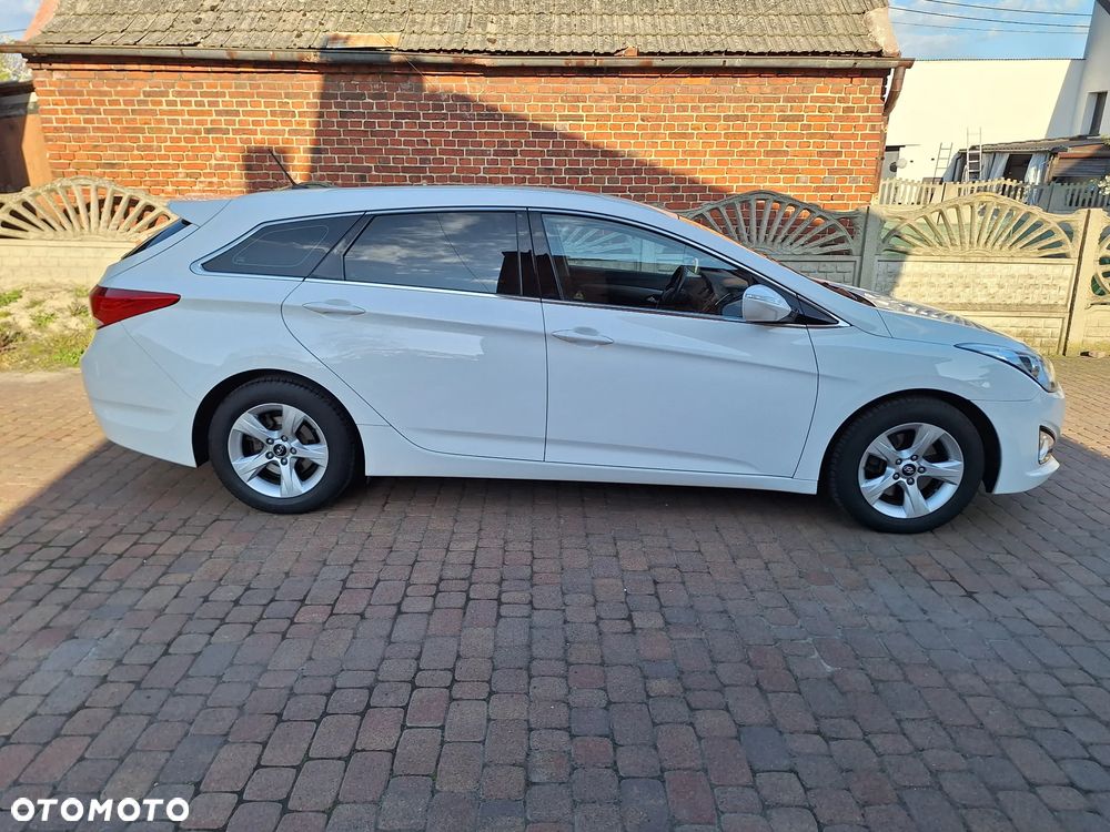 Hyundai i40 1.7 CRDi Comfort + - 39