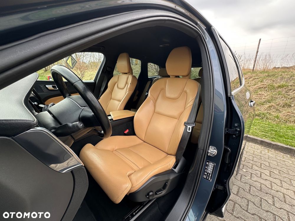 Volvo XC 60 D4 AWD Geartronic Inscription - 29