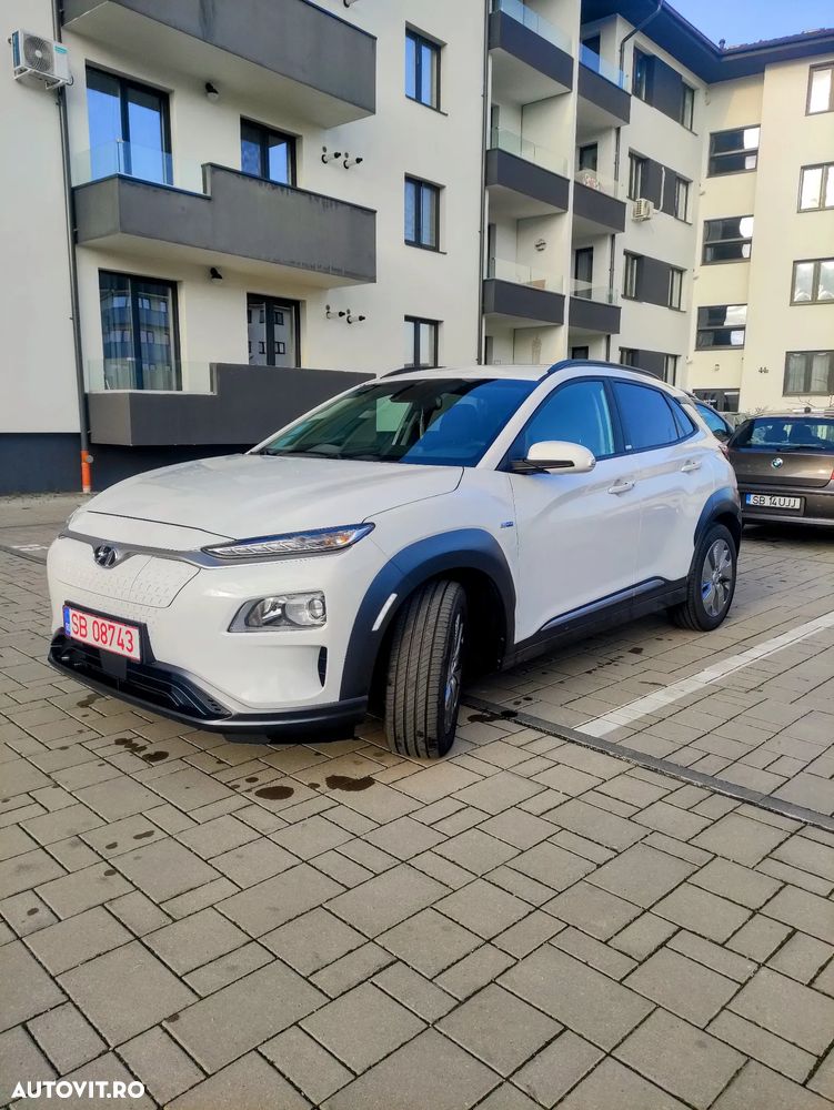 Hyundai KONA Advantage - 2