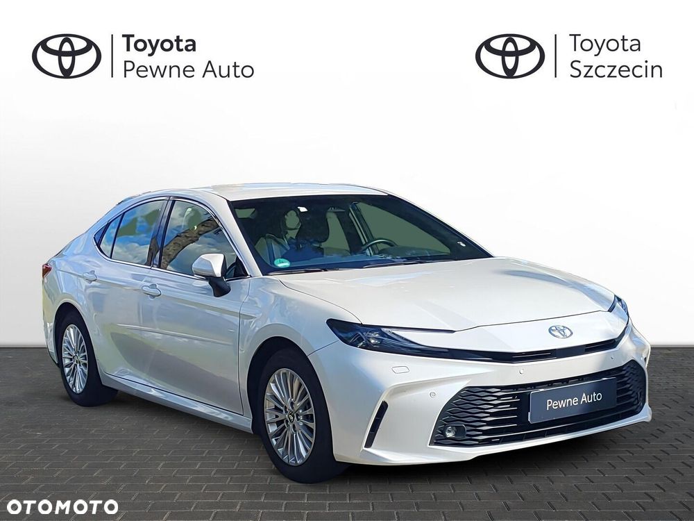 Toyota Camry - 7