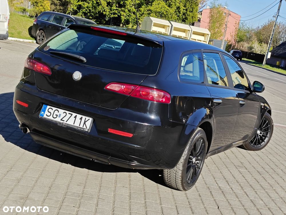 Alfa Romeo 159 1.9 JTDM 8V DPF Distinctive - 5