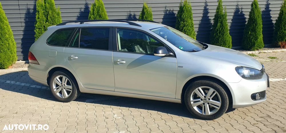 Volkswagen Golf 1.6 TDI DPF MATCH - 12