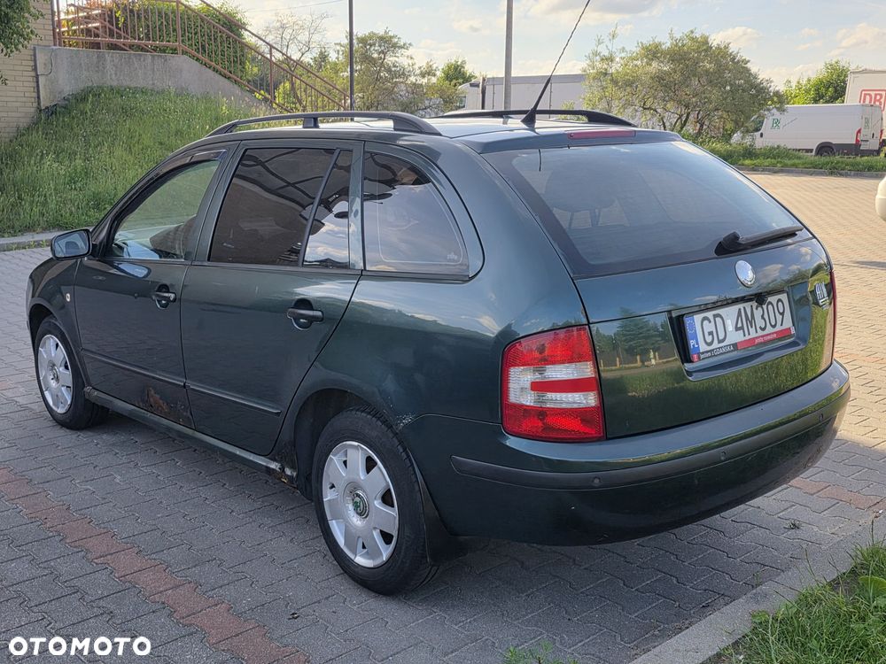 Skoda Fabia - 4